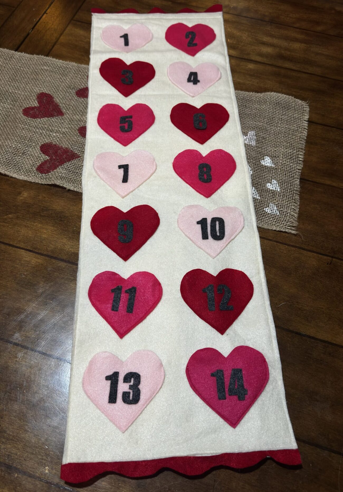 Valentine's Day Countdown Banner with numbers