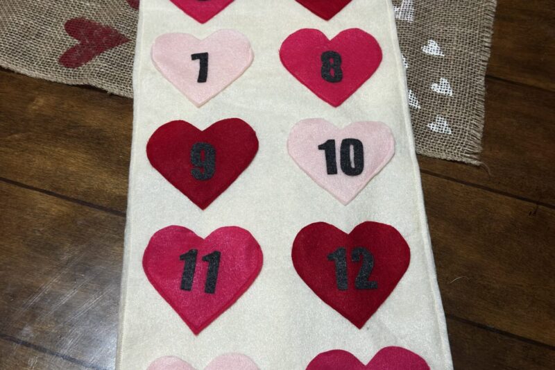 Valentine's Day Countdown Banner with numbers